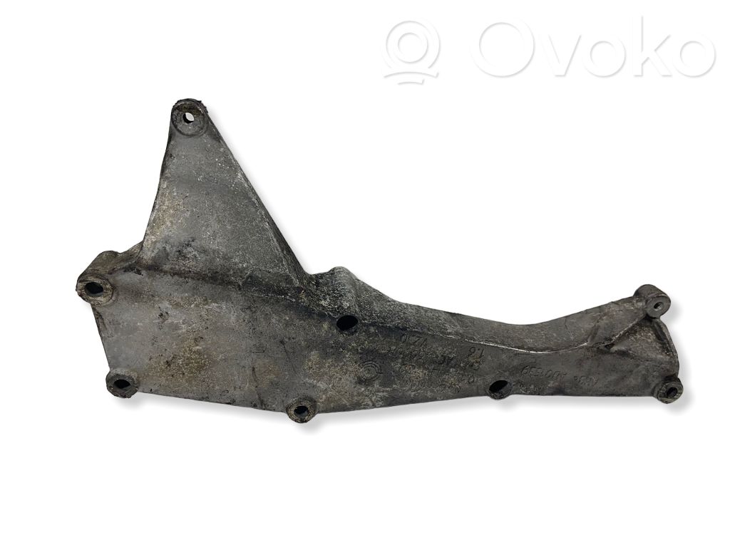 Audi A4 S4 B8 8K Uchwyt / Mocowanie chłodnicy spalin EGR 