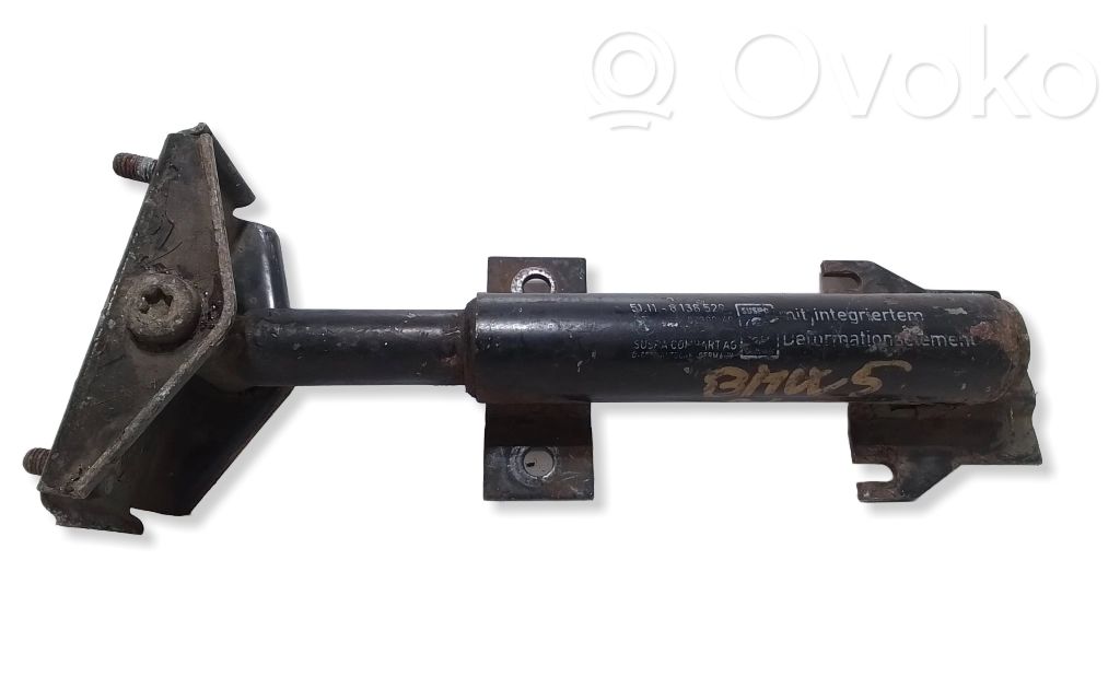 BMW 5 E34 Front bumper mounting bracket 