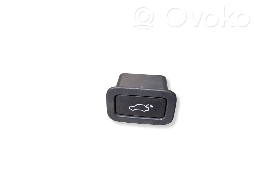 Jaguar XJ X351 Tailgate/boot open switch button 
