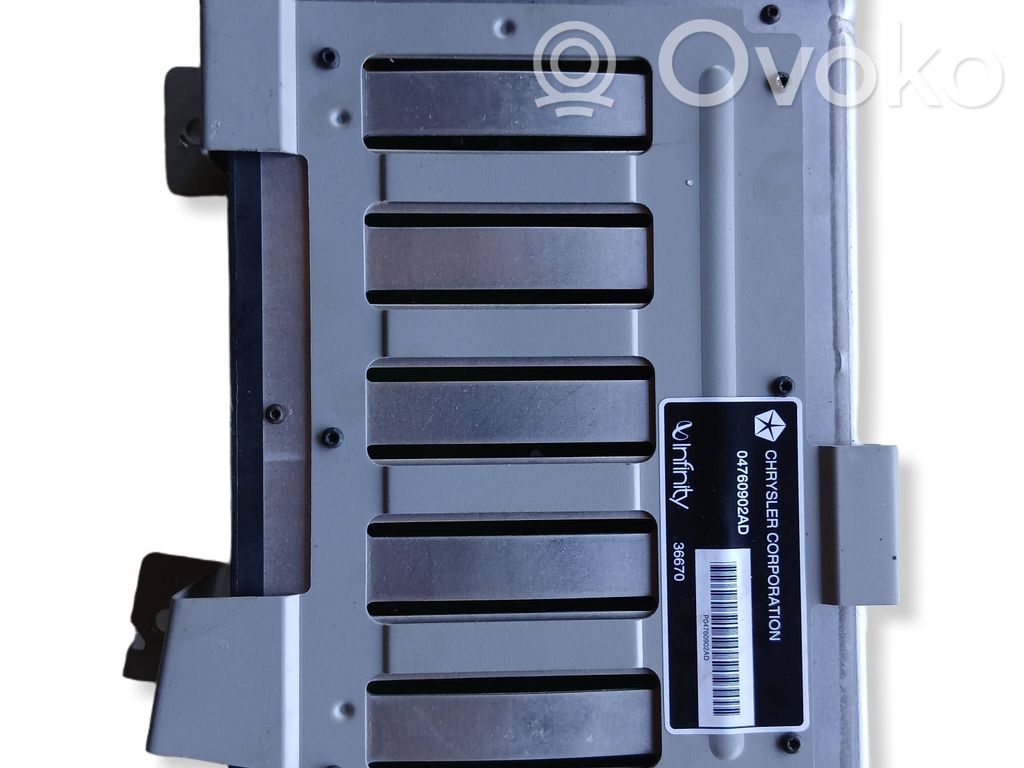 Chrysler 300M Amplificator sunet 