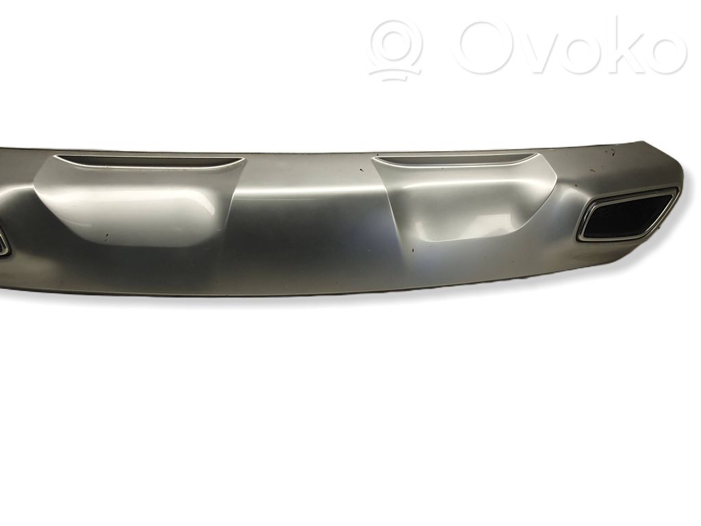 KIA Xceed Moldura inferior del parachoques trasero 