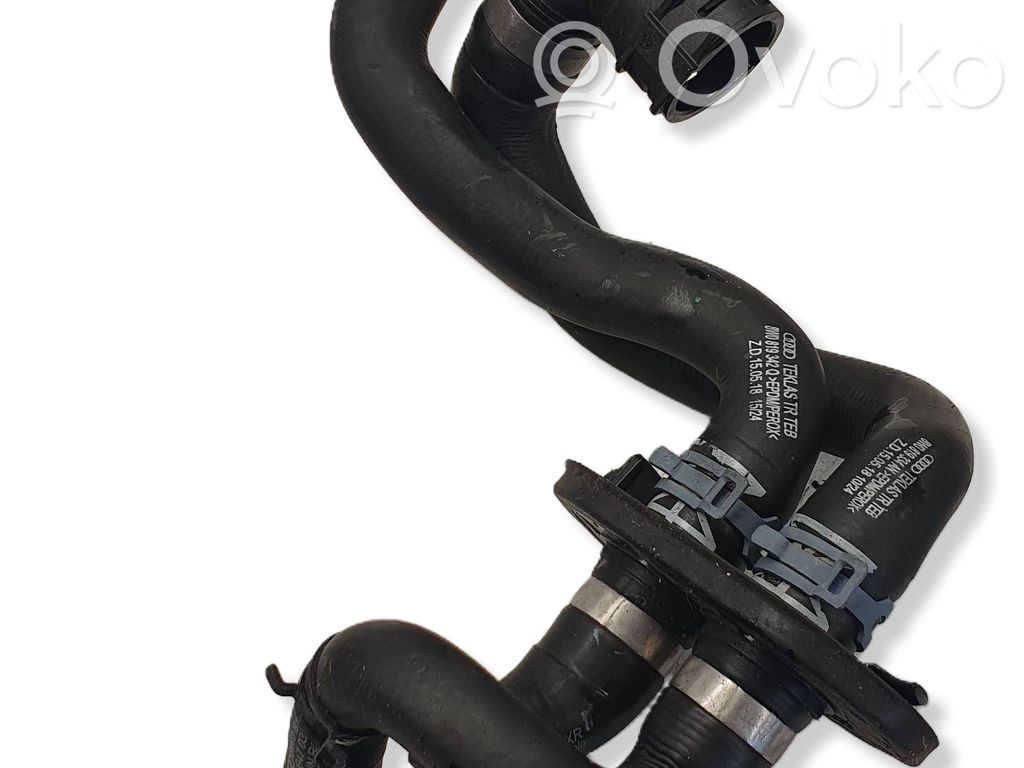 Audi A4 S4 B9 8W Conductă/furtun lichid de răcire motor 