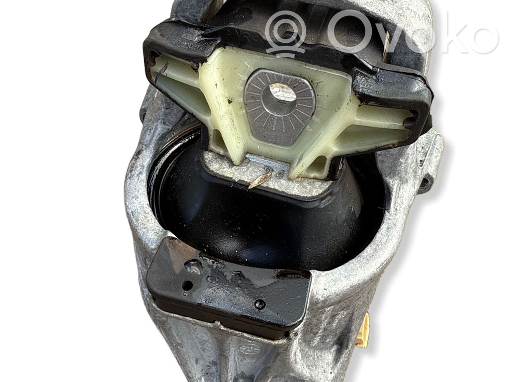 Audi A4 S4 B9 8W Engine mount bracket 