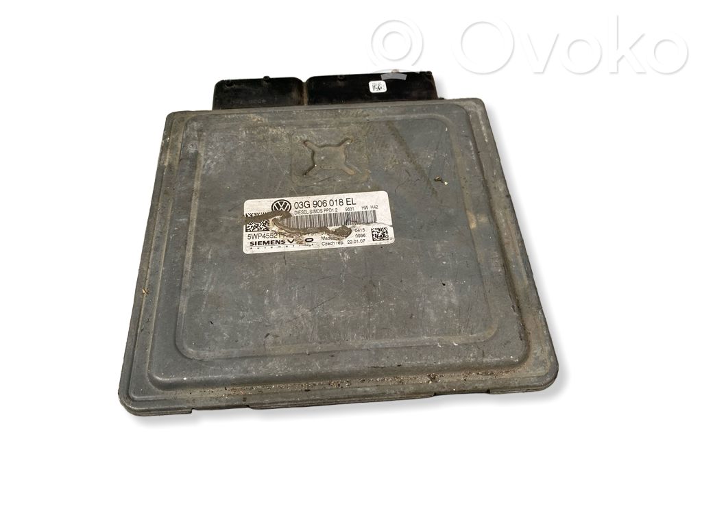 Volkswagen PASSAT B6 Engine control unit/module 