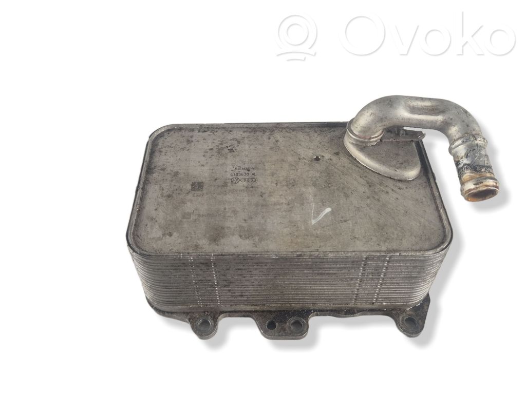 Engine oil radiator   059117015P