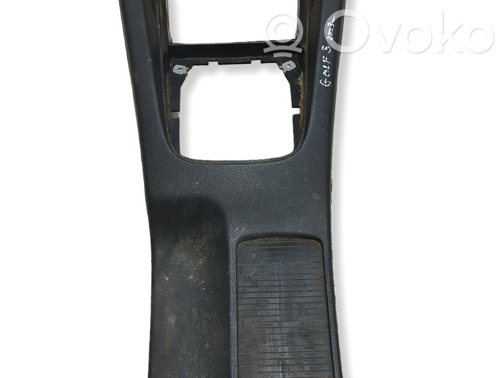 Centrālā konsole   1K0863243A