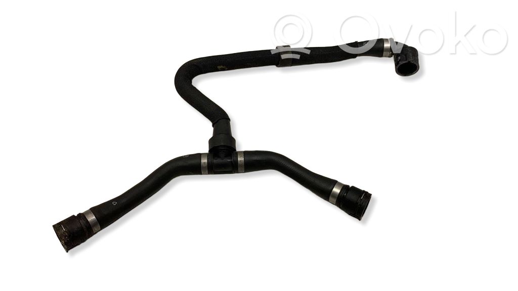 BMW M5 F90 Engine coolant pipe/hose 