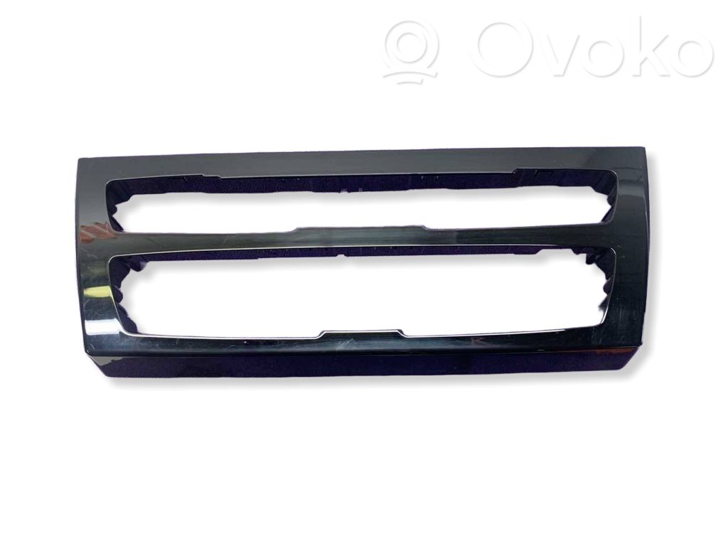 BMW M3 F80 Radijos/ navigacijos apdaila 