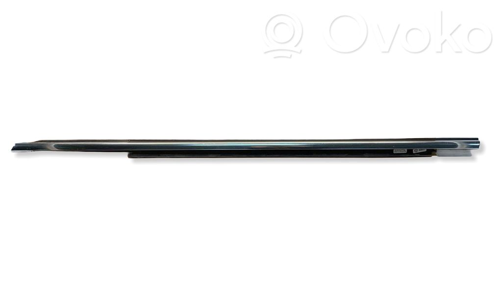 Audi Q5 SQ5 8R Front door glass trim molding 
