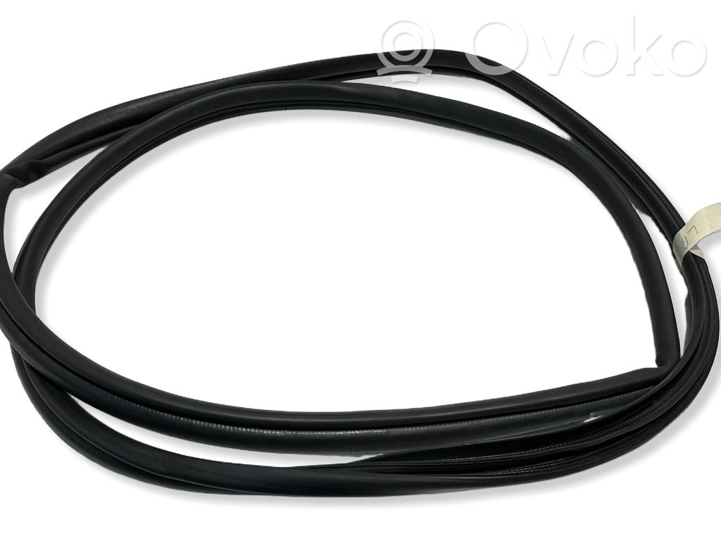 Toyota Yaris Cross Rubber seal rear door 