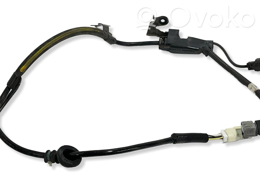 Toyota Yaris Cross Rear ABS sensor wiring 