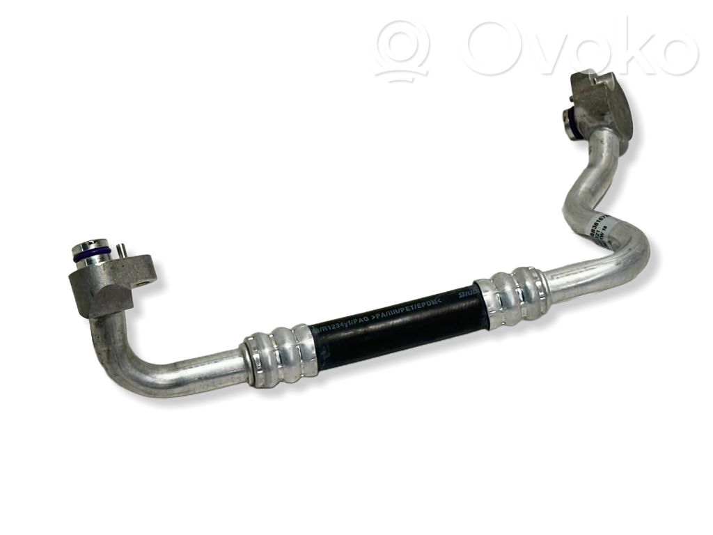 Ilmastointilaitteen putki (A/C)   8B3816728,45878