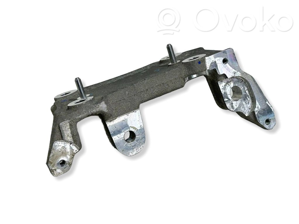 Peugeot 2008 II Engine mounting bracket 