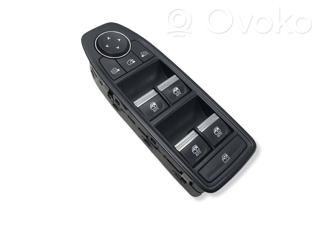 Renault Megane E-Tech Electric window control switch 