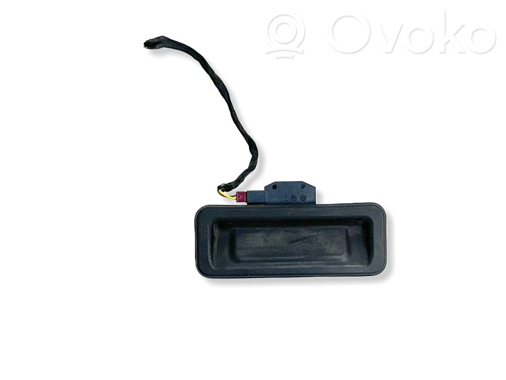 BMW i4 Tailgate/trunk/boot exterior handle 