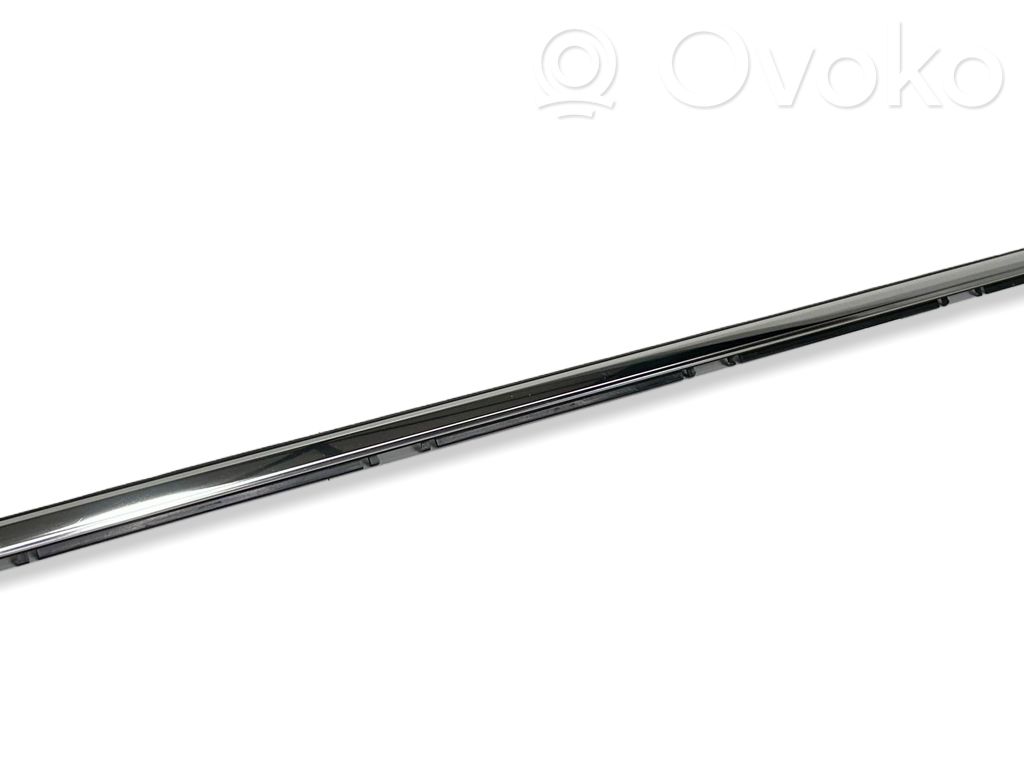 Citroen C4 III e-C4 Front door glass trim molding 