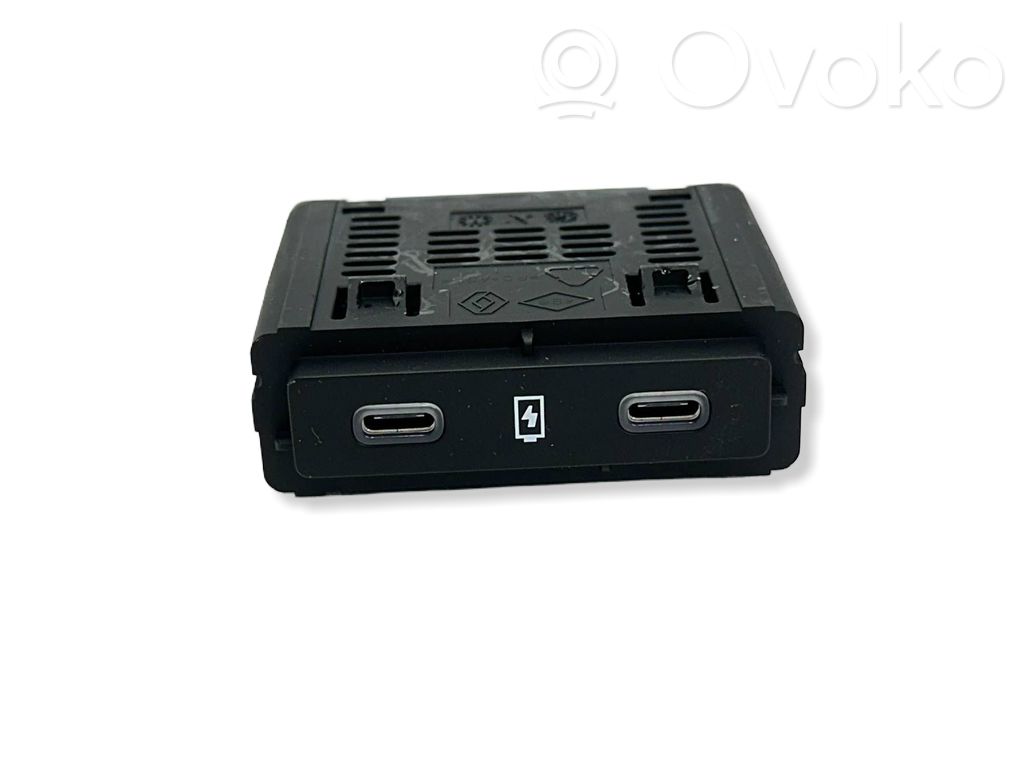Renault Megane E-Tech USB socket connector 