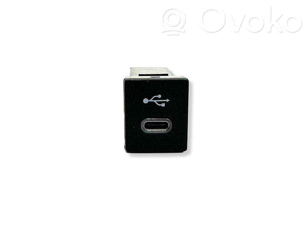 Toyota Corolla Cross USB socket connector 