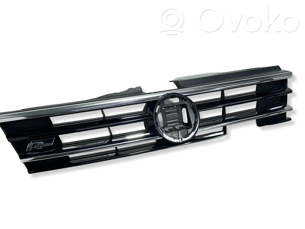 Maskownica / Grill / Atrapa górna chłodnicy   5NA853653B,49526,5NA853653