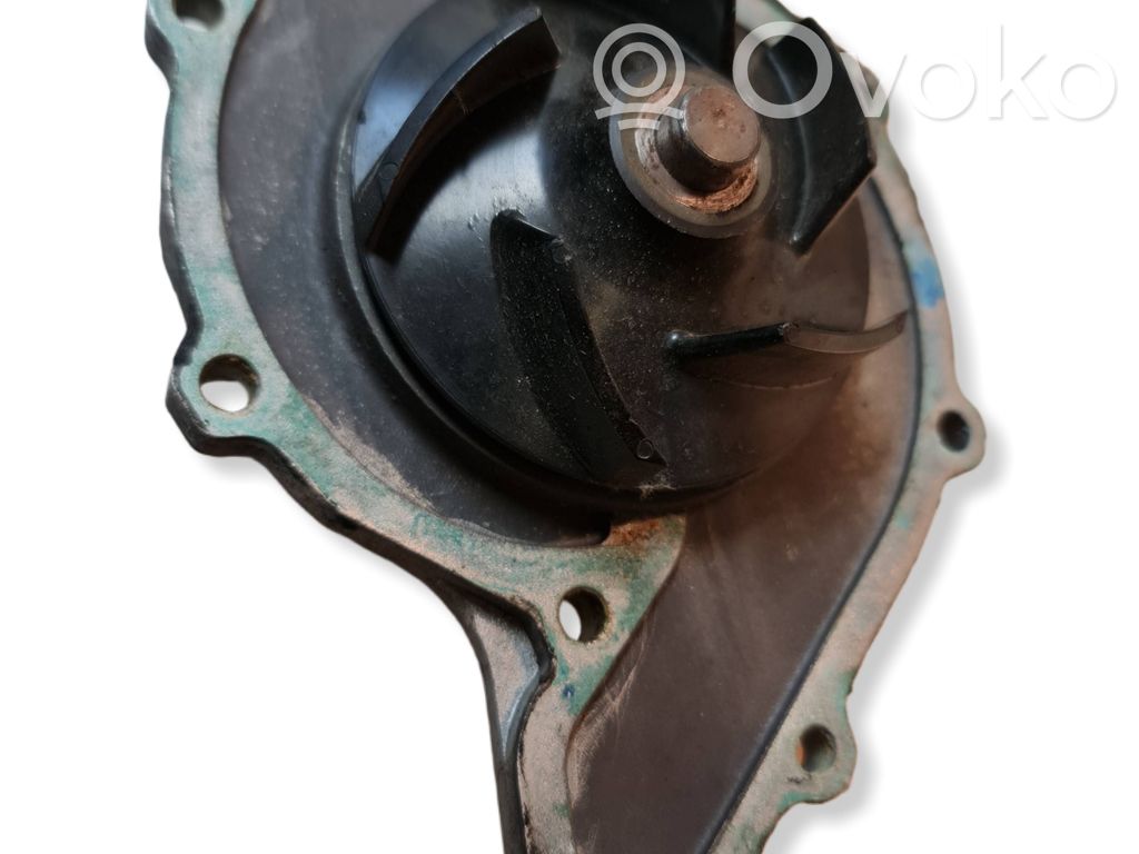 Audi A4 S4 B6 8E 8H Water pump 