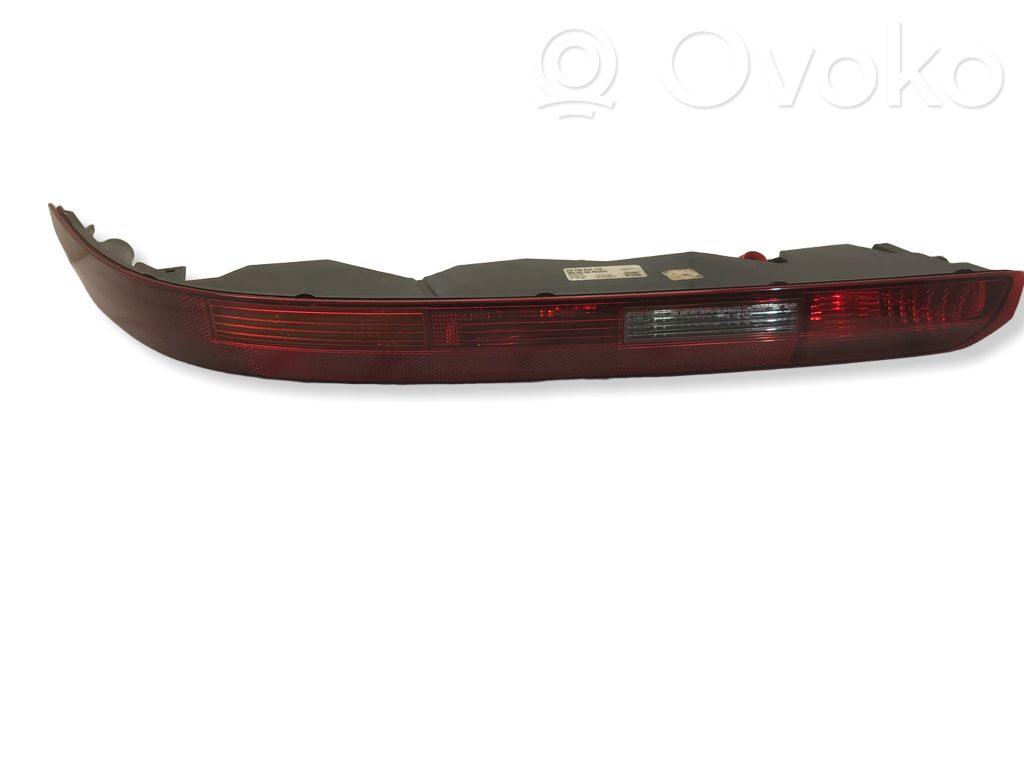 Takavalot   4M0945096,AU736ECE11S