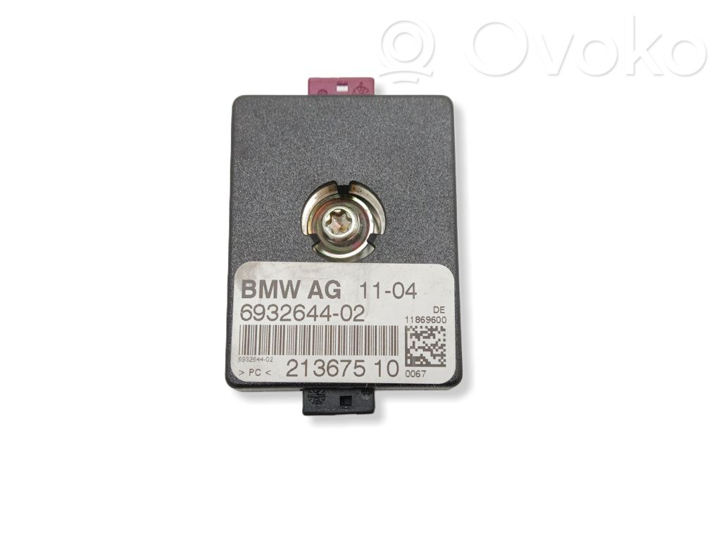 BMW 3 E90 E91 Antenas pastiprinātājs 