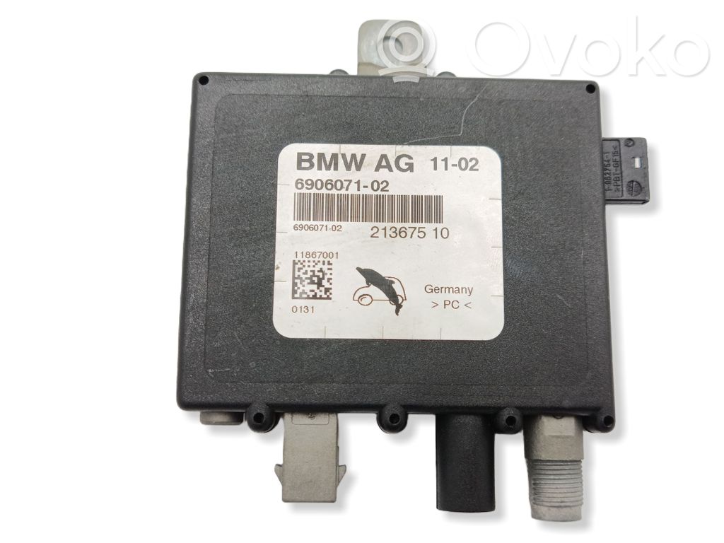 BMW 3 E46 Antenos stiprintuvas 