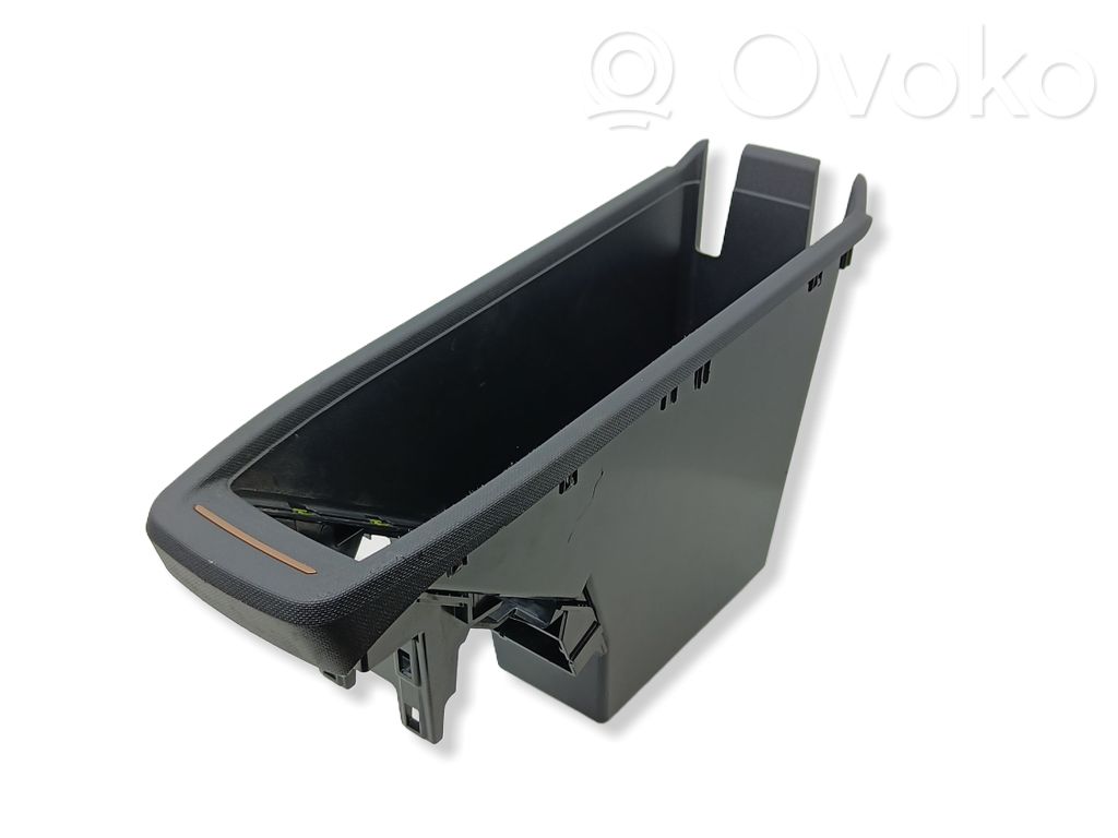 Cupra Born Staufach Ablagefach 