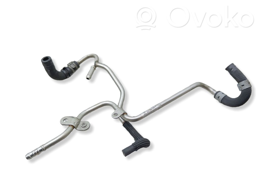 Volkswagen PASSAT B7 Conducte/furtunuri retur combustibil 