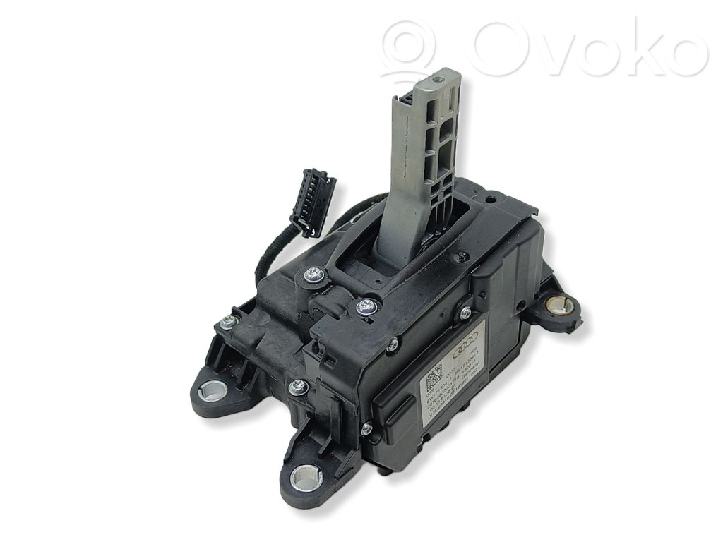 Audi A4 S4 B9 Gear shifter/selector 