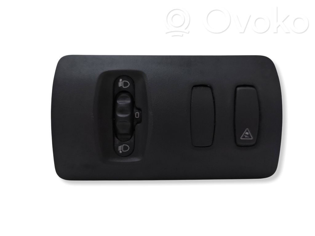 Renault Clio III A set of switches 