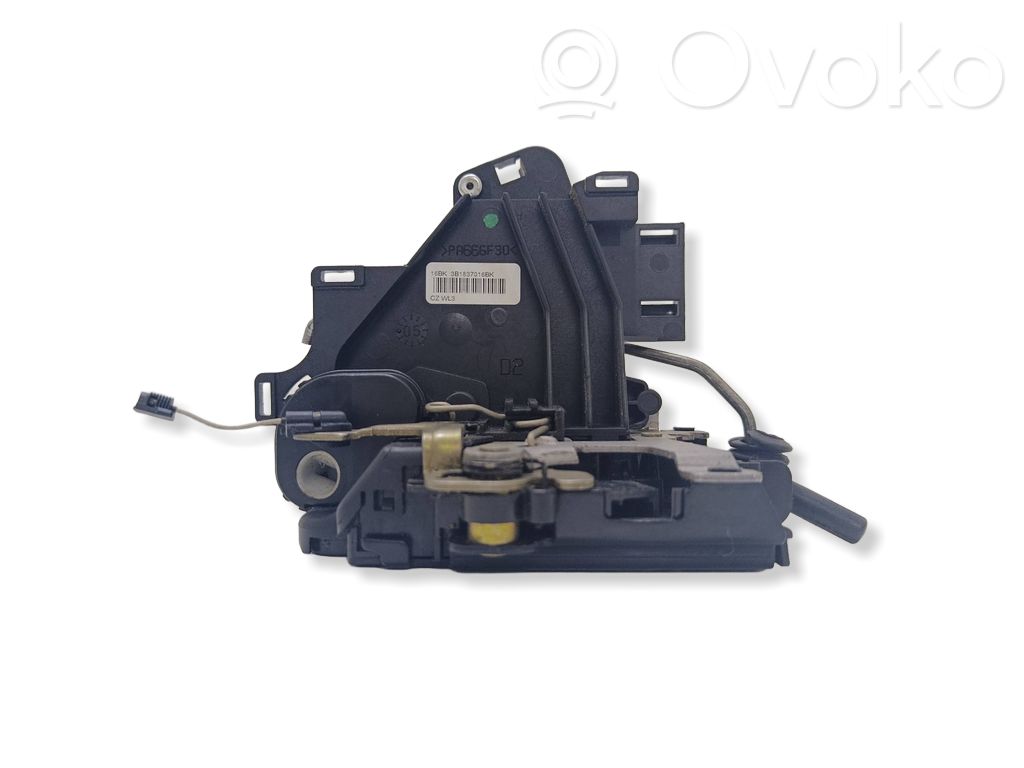 Volkswagen Polo IV 9N3 Cerradura de puerta delantera 
