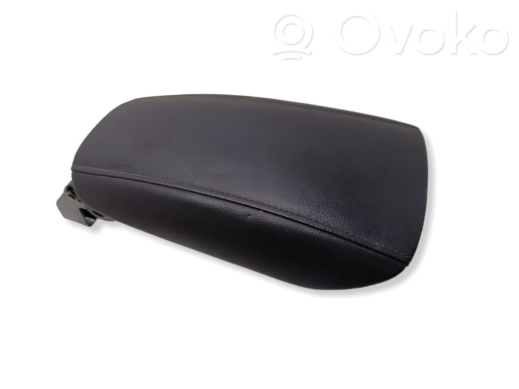 Armrest   DS73F045C74