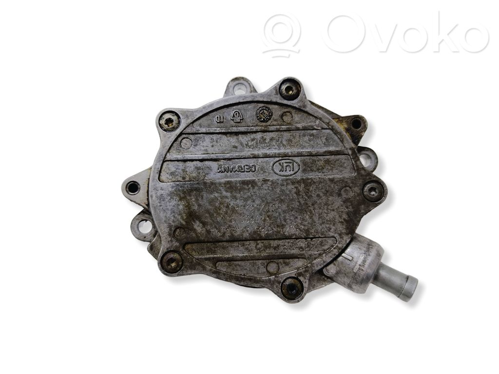 BMW 3 E90 E91 Vacuum pump 