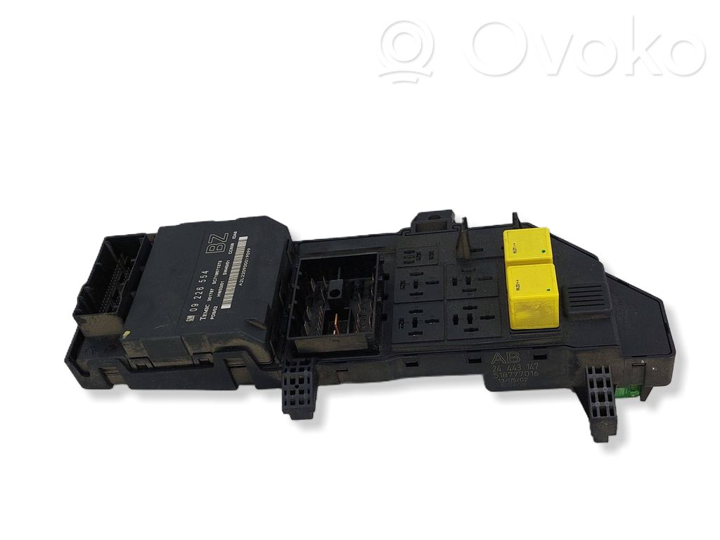 Opel Vectra C Módulo de fusible 