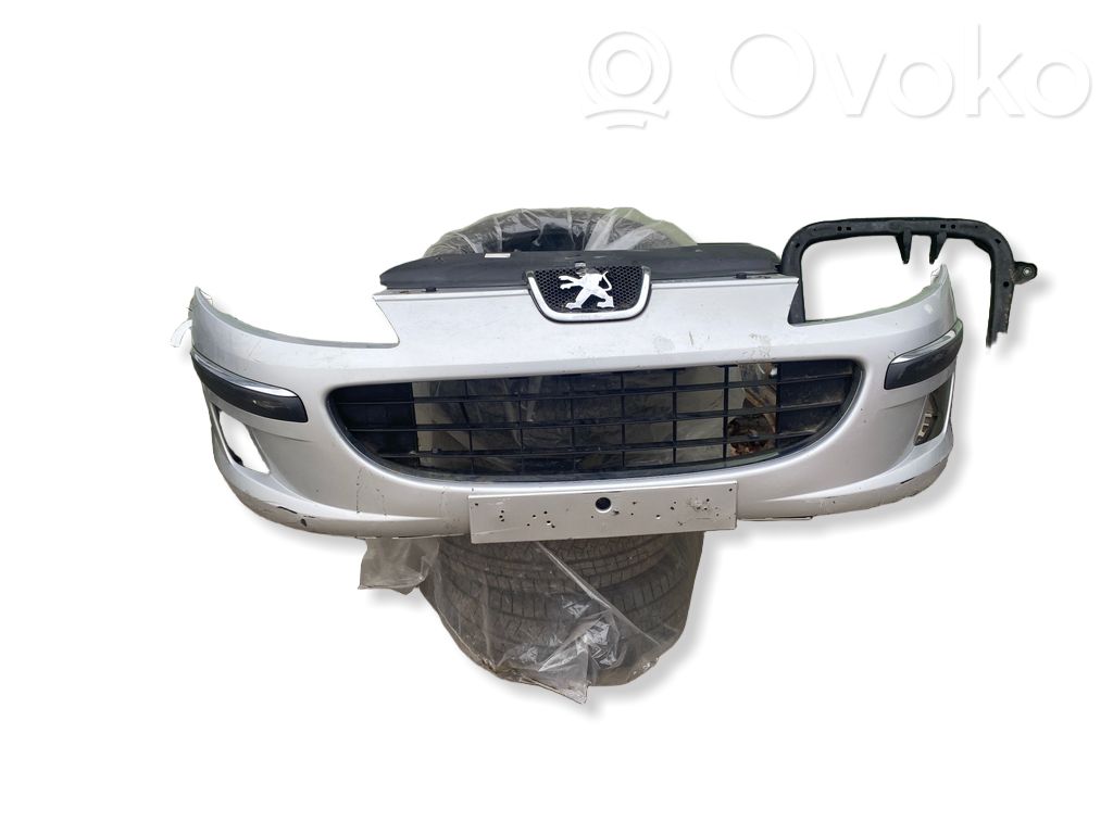 Peugeot 407 Parachoques delantero 