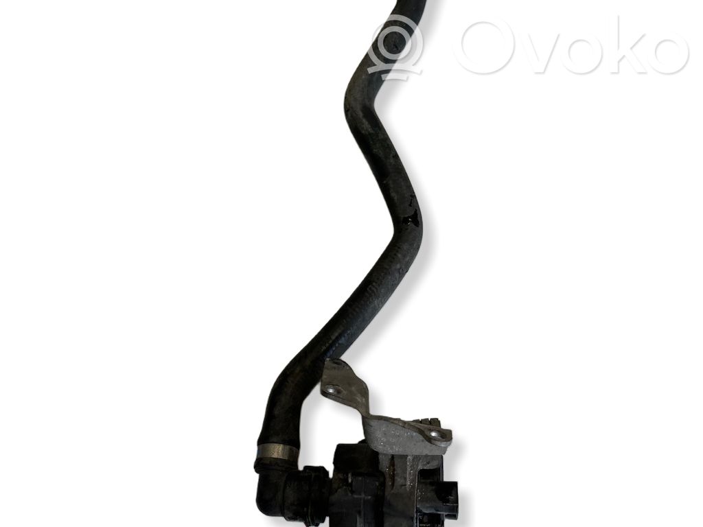 BMW X4 F26 Cirkuliacinis el. siurbliukas 