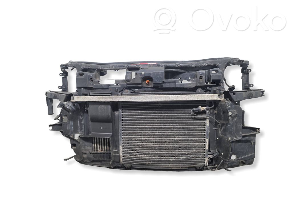 Audi A2 Radiatoru panelis 