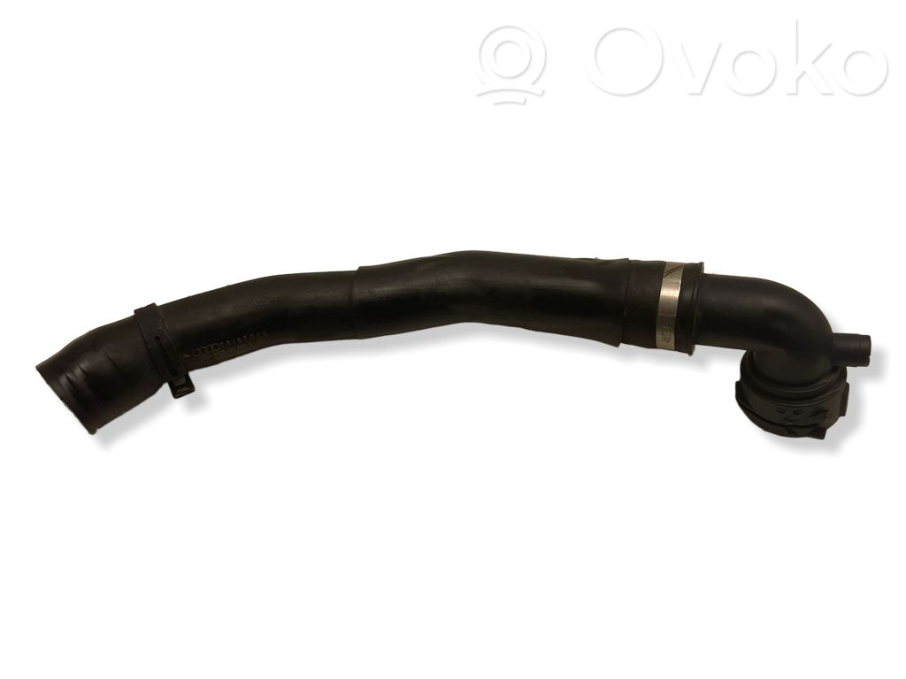 Audi A4 S4 B9 8W Engine coolant pipe/hose 