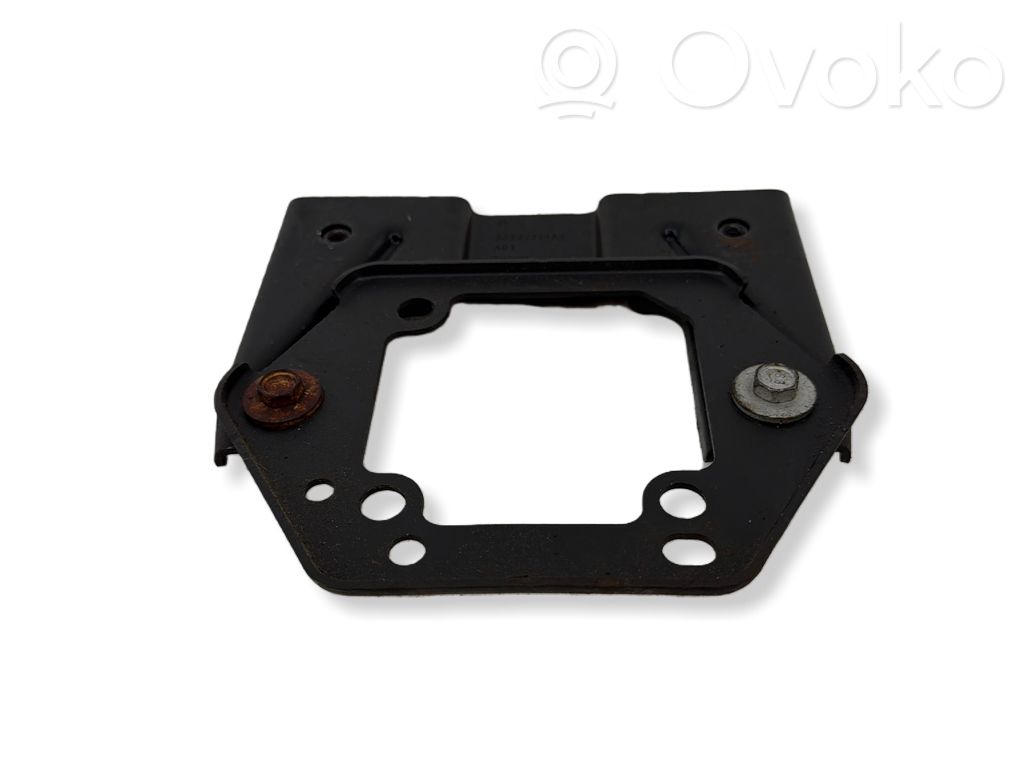 Chrysler Pacifica Distronic sensor bracket 