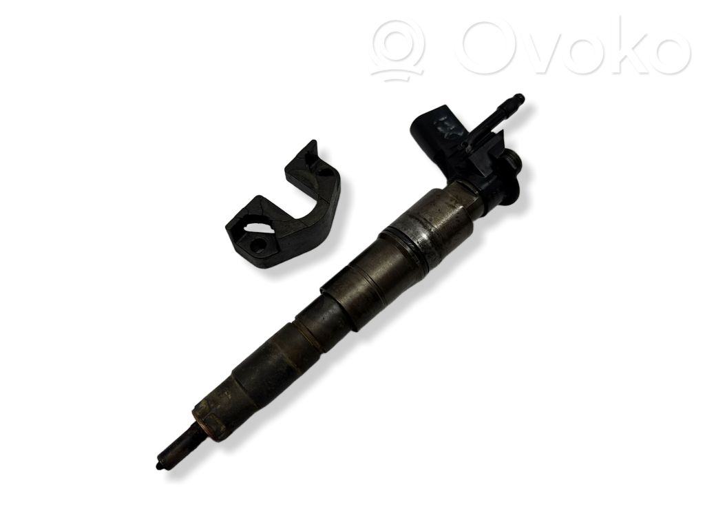BMW X5 E70 Fuel injector 