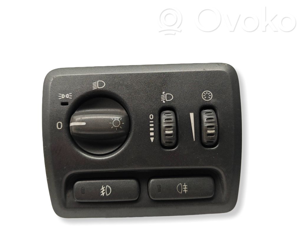 Volvo V70 Light switch 