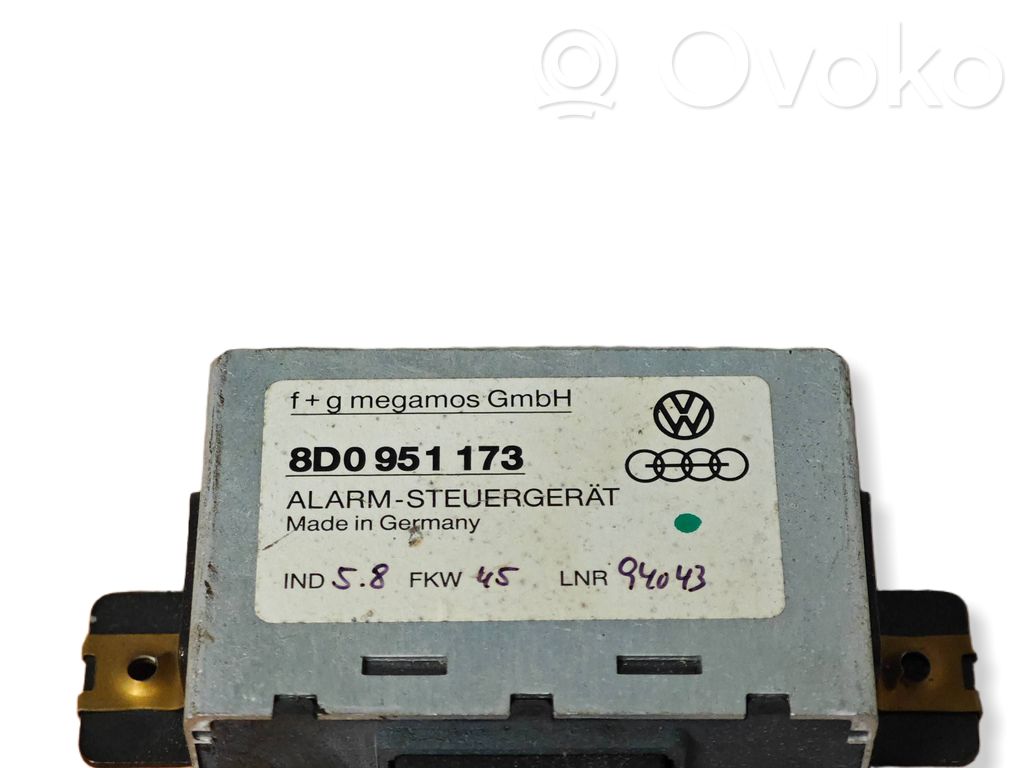 Other control units/modules   8D0951173