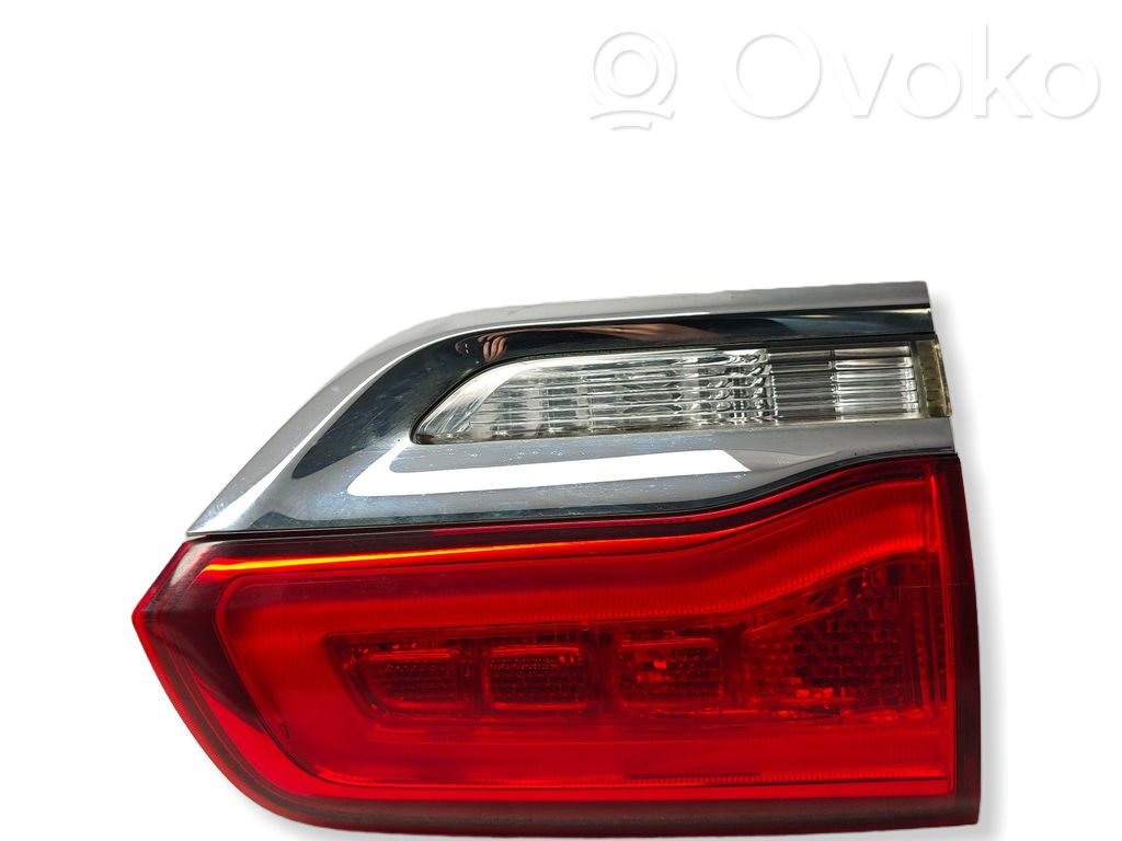 Jeep Grand Cherokee Lampy tylnej klapy bagażnika 