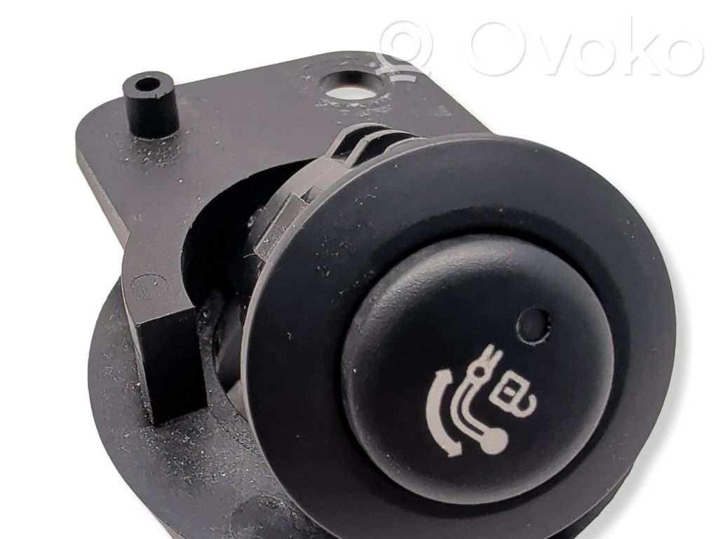 Interruptor para la barra de remolque retráctil   6942608,32131601