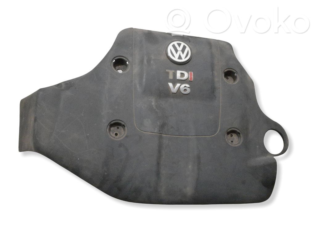 Volkswagen PASSAT B5 Couvercle cache moteur 