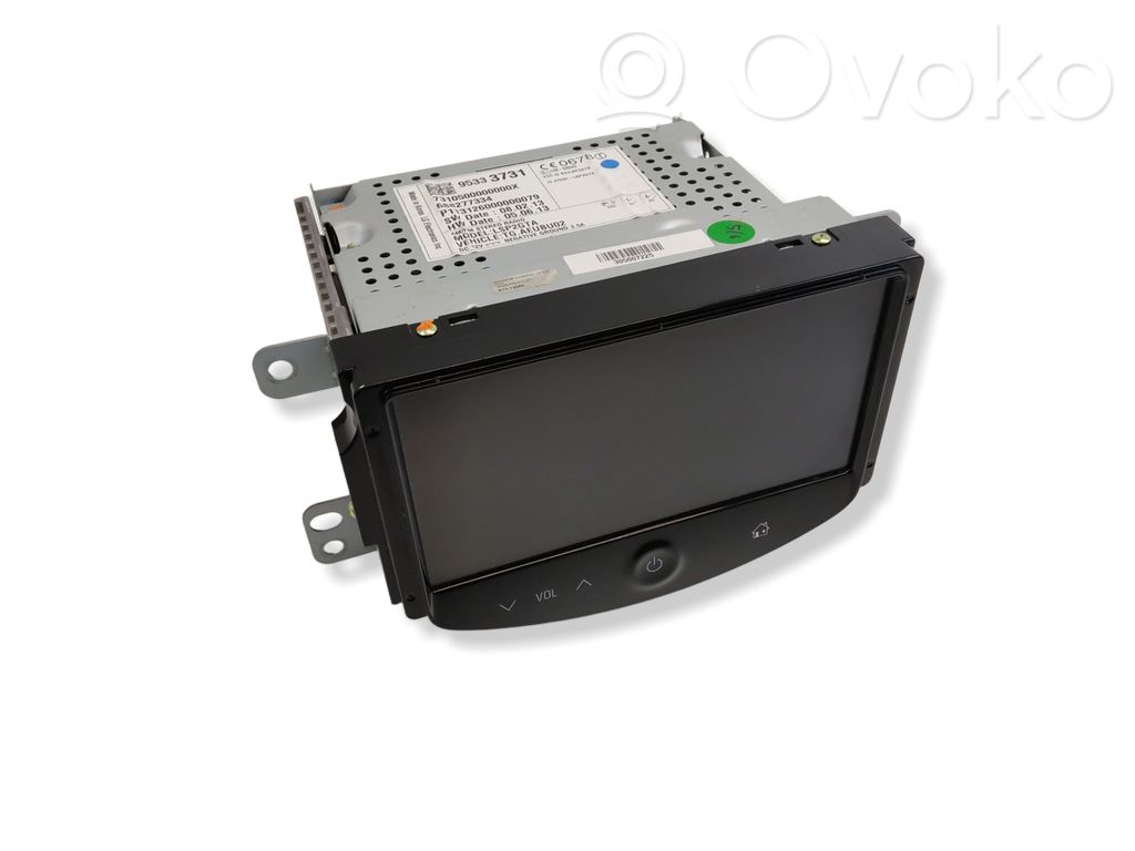 Chevrolet Trax Panel / Radioodtwarzacz CD/DVD/GPS 