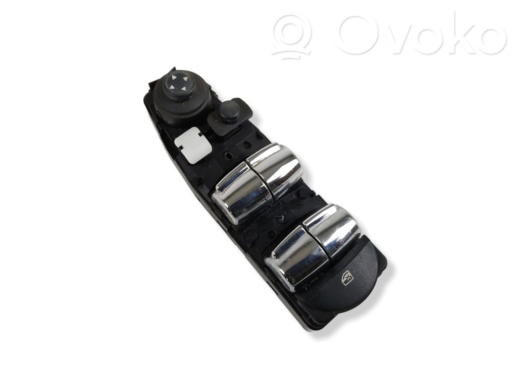 Mini Cooper Countryman R60 Electric window control switch 