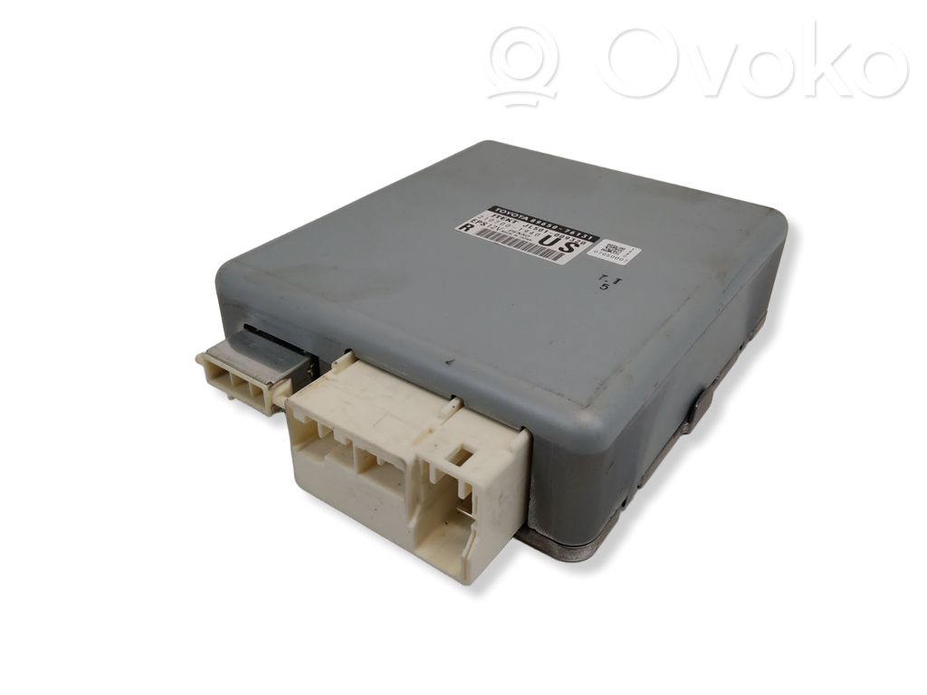 Lexus CT 200H Power steering control unit/module 