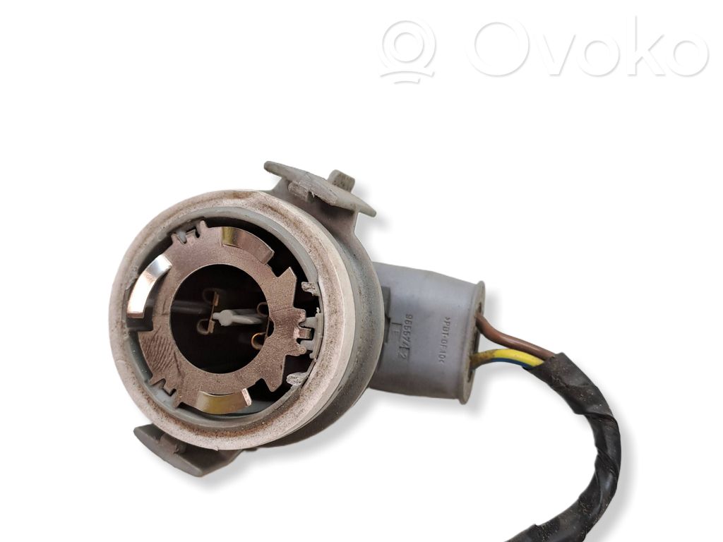 BMW 3 E36 Galinio žibinto detalė 